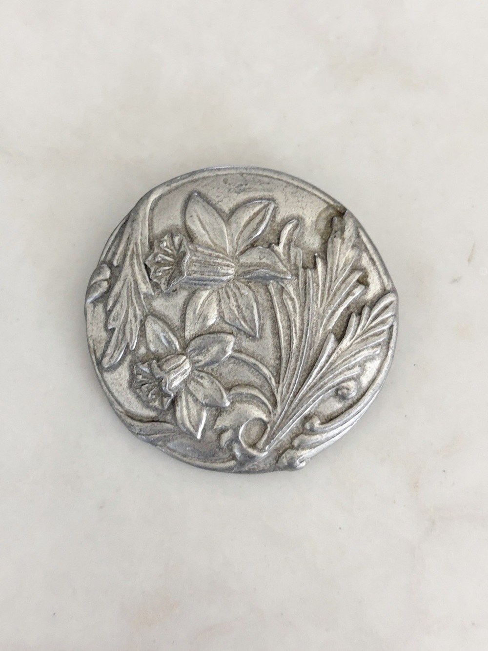 Pewter Canada floral brooch